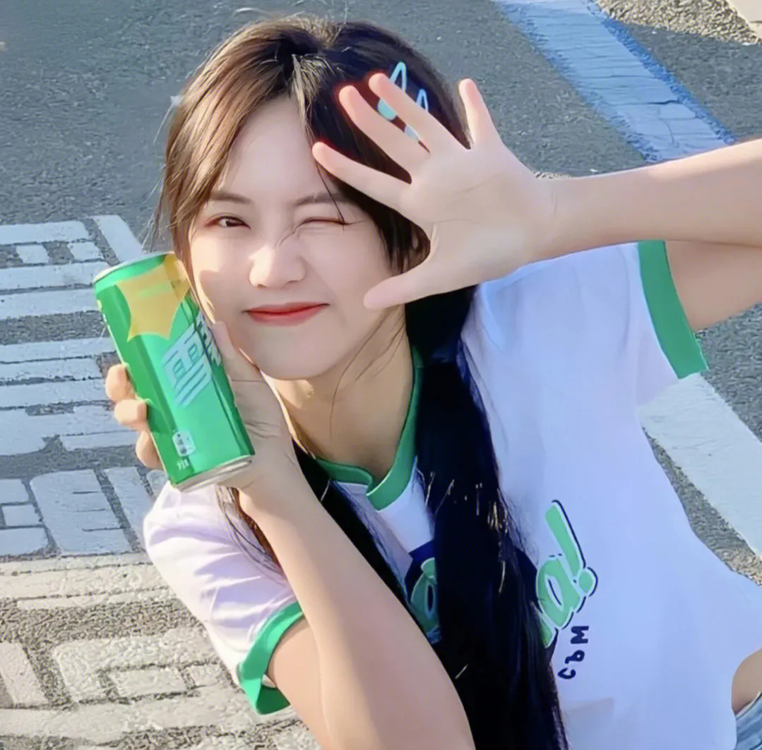 三个大佬哥哥团宠我